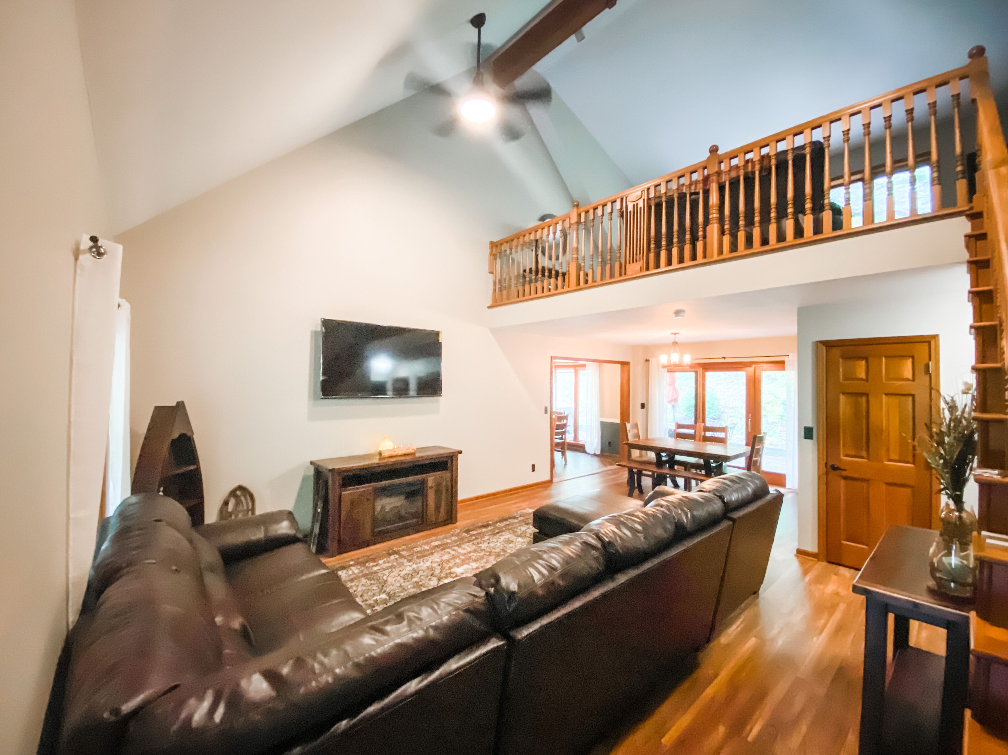 智能电视、电子游戏、书