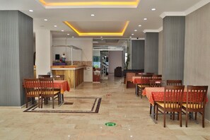 Dining - Kleopatra Smile Hotel (Alanya)