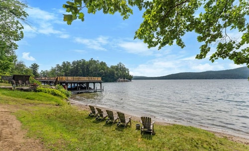	Lake George Chalet • Beach Access • Fire Pit • Sleeps 8• Pet friendly