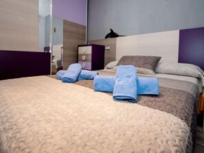 1 bedroom, iron/ironing board, free Internet