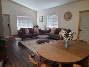 Interior - Beaverhead House Rental (Dillon)