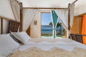 1 chambre, fer et planche à repasser, Wi-Fi gratuit, draps fournis