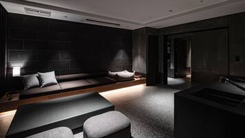 Literie de qualité supérieure, rideaux occultants, Wi-Fi gratuit