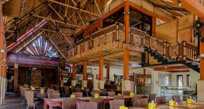 Hotel Mahkota Plengkung