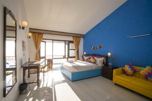 Deluxe Private Cottage with Ensuite Bathroom - goSTOPS Mussoorie, Picture Palace (Dehradun)