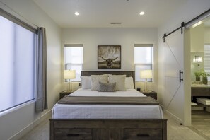 5 habitaciones, tabla de planchar con plancha y wifi