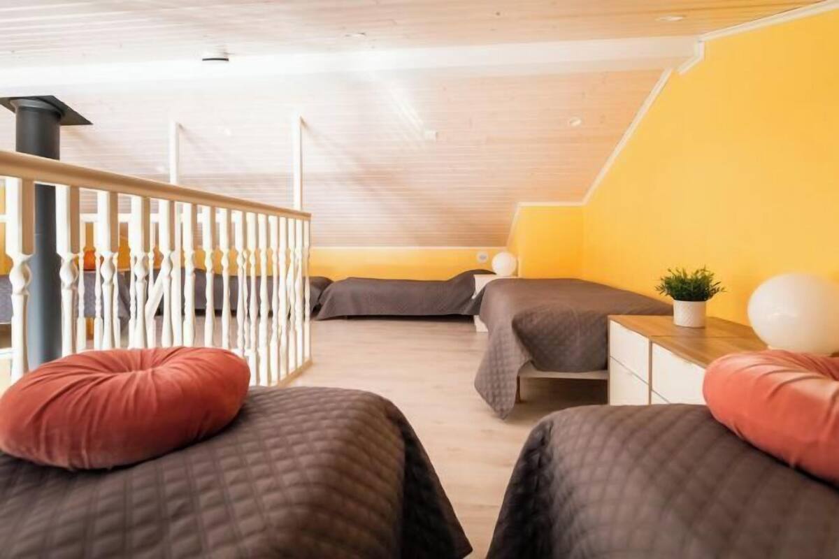 2 habitaciones, insonorización, wifi gratis y ropa de cama