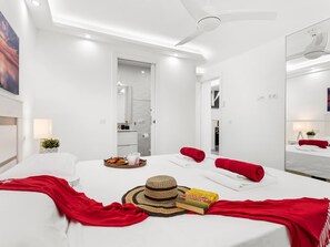 3 chambres, fer et planche à repasser, accès Internet, draps fournis