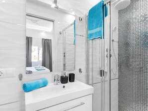 Hair dryer, towels