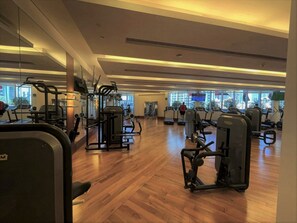 Gym - Amazing Stay & Burjview at The Address Dubai Mall (Dubai)