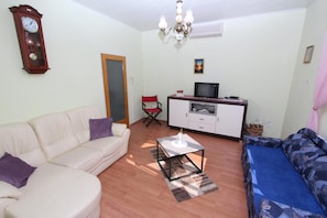 Apartment, 2 Bedrooms, Non Smoking, Balcony | Living area - Apartment Bepo (Pula)