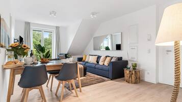 Fernseher, Stereoanlage