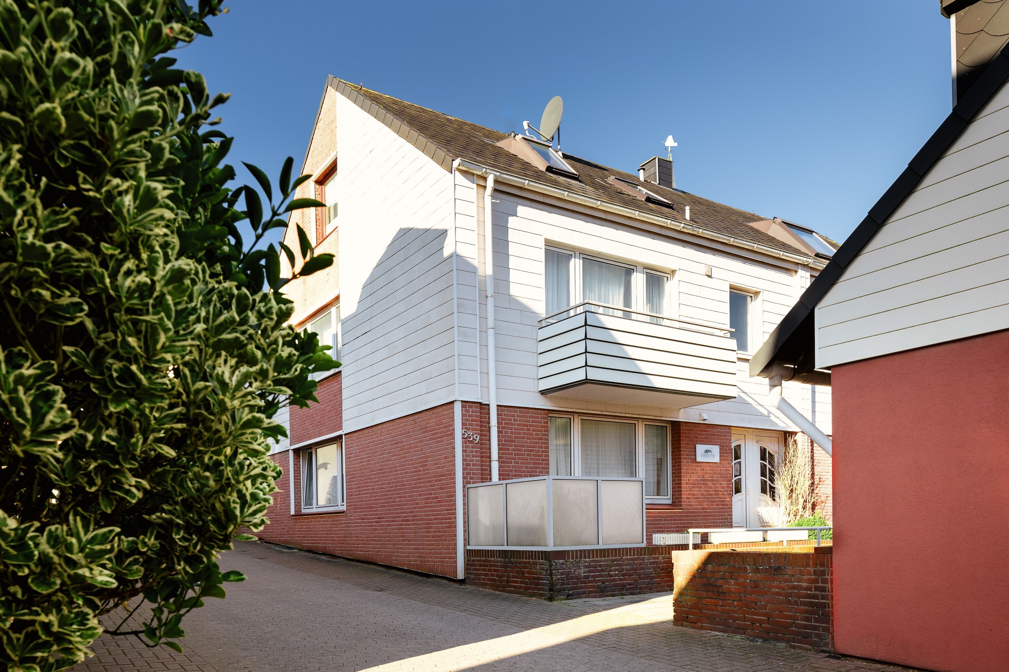 Fachada de la propiedad