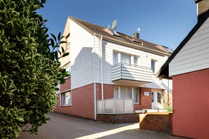 Front of property - Hummerklippen Ferienwohnungen (Helgoland)