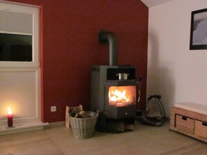 Unclassified image, 2 of 27, button