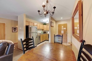 Condo (Breck_River_Mtn_Lodge_3bd) | Private kitchen