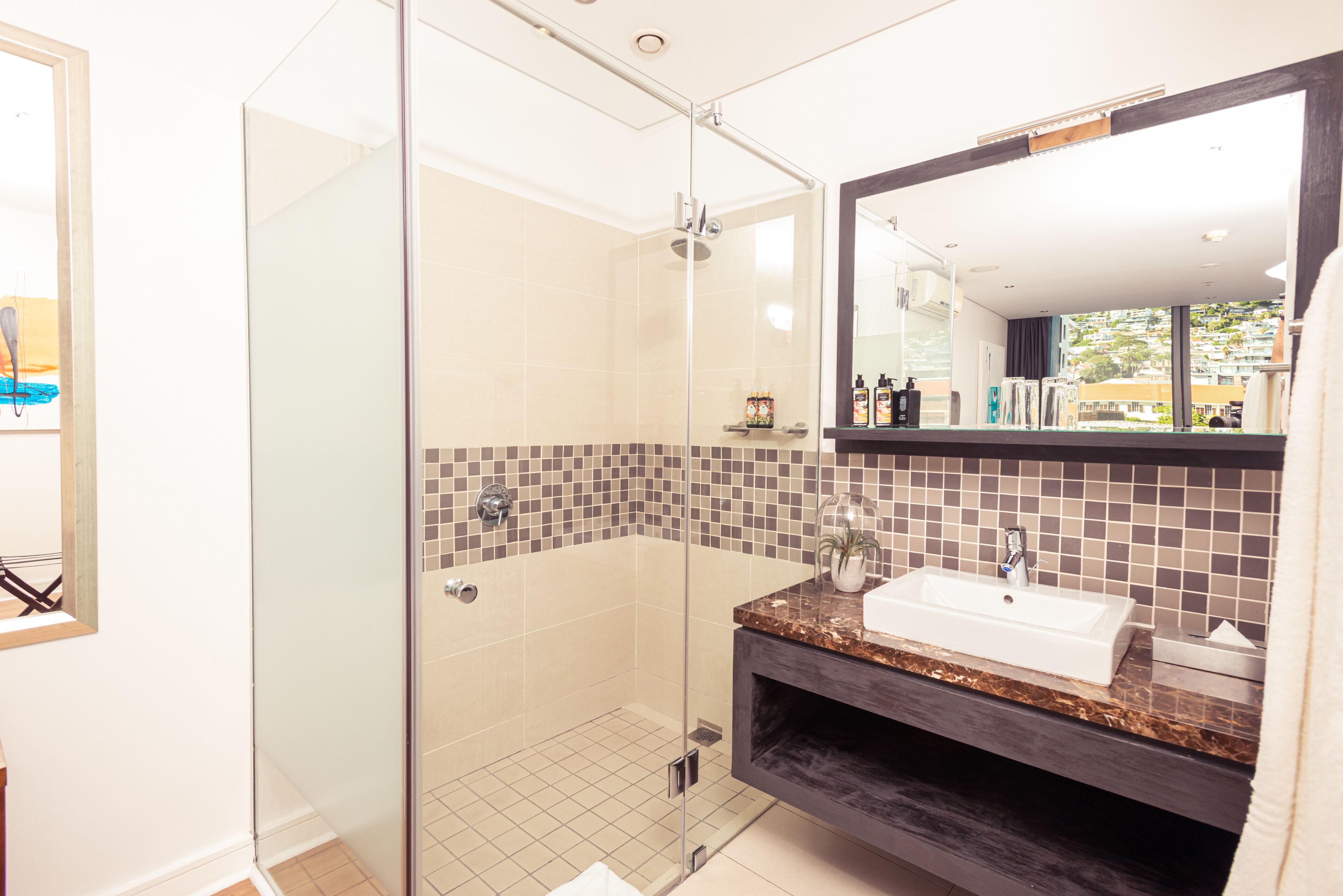 Photo - Newkings Boutique Hotel