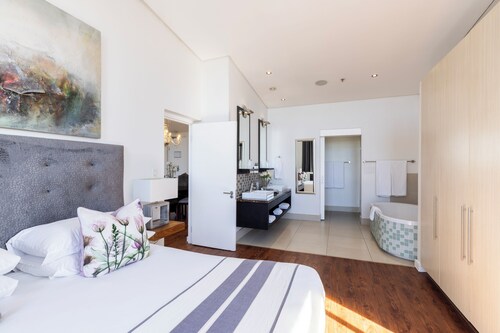 Newkings Boutique Hotel