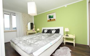 1 chambre, fer et planche à repasser, Wi-Fi gratuit, draps fournis