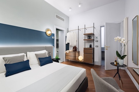 Frette Italian sheets, premium bedding, down comforters