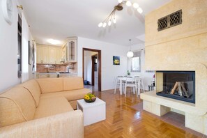 TV, fireplace, video games, table football