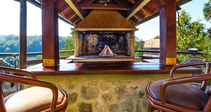 Green River Holiday House