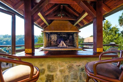 Green River Holiday House