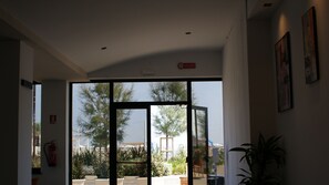 Interior entrance - Hotel Palazzo Caveja (Rimini)
