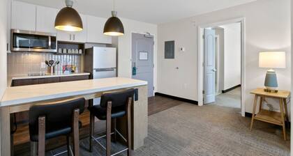 Staybridge Suites Charlotte – Tyvola by IHG
