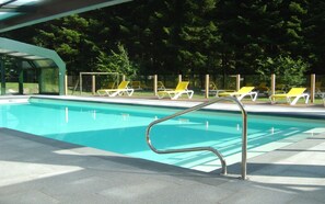 Innenpool, beheizter Pool
