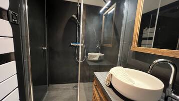 Dusche, Haartrockner