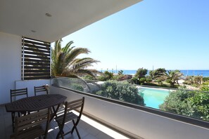 Luksus-villa | Udsigt fra balkon