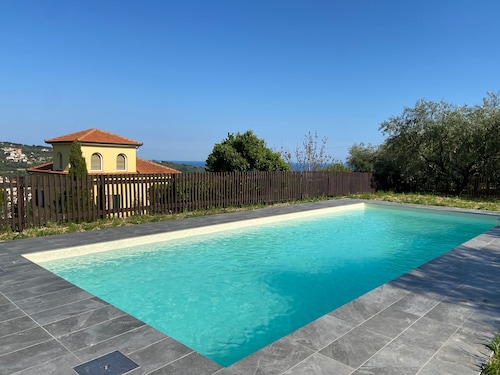 DIANO COUNTRY HOUSE exclusive swimming pool uliveto sea view