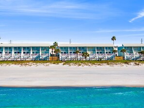 On the beach - Gulf Front Townhome with Stunning Views. Just 5 Steps to the Sand! (Panama City Beach)