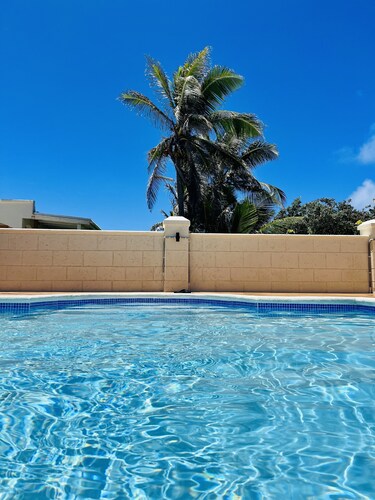 Cliff top Luxury 2 bedroom Apartment