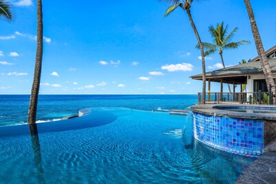 Summer Deal Kona Oceanfront Estate with Pool Water Slide Guest House