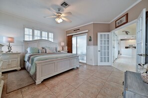 5 bedrooms, iron/ironing board, travel crib, free WiFi