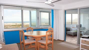 Comfort Apartment | Dining room