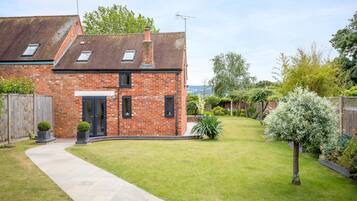 Rumah, Beberapa Tempat Tidur | Eksterior