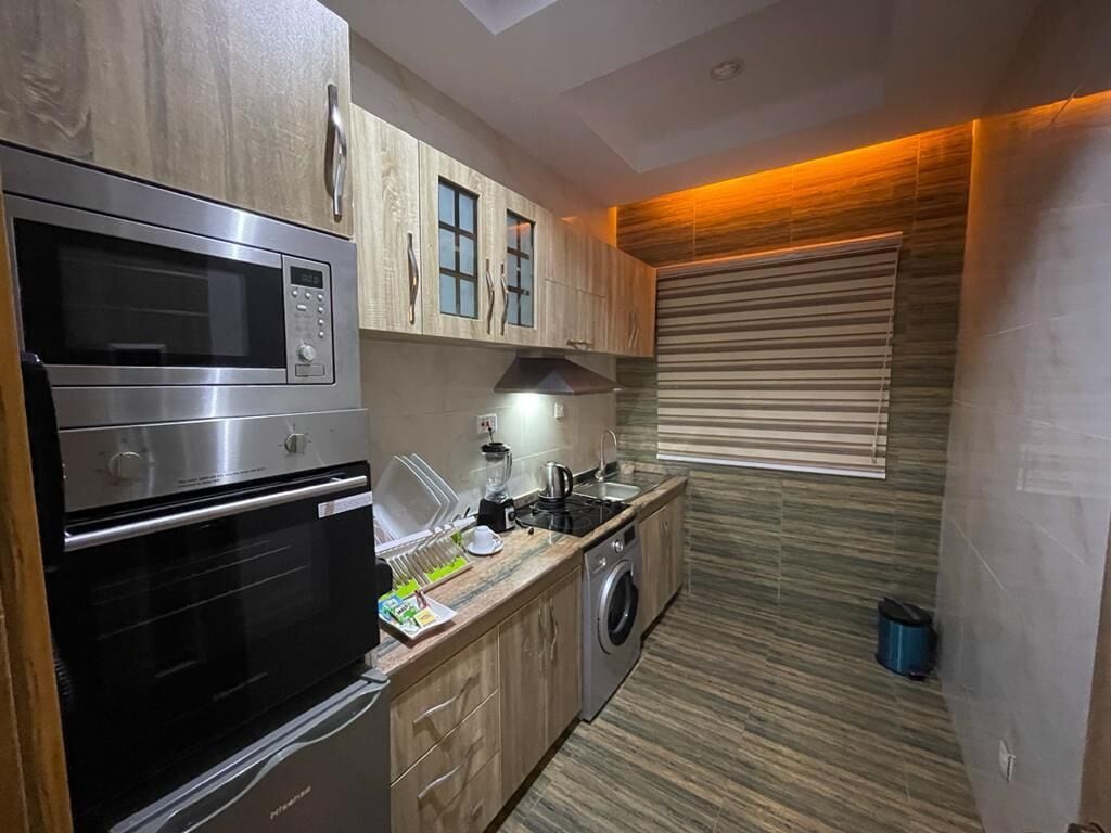 presidential suite | shared kitchen | mini-fridge