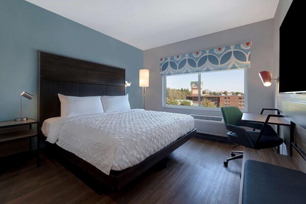 Laptop workspace, free WiFi, bed sheets