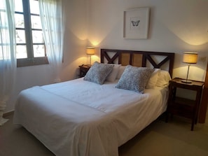 4 bedrooms, iron/ironing board, travel cot, WiFi