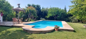 Outdoor pool - Beautiful villa & pool in Pollensa 8 pax (Pollensa)