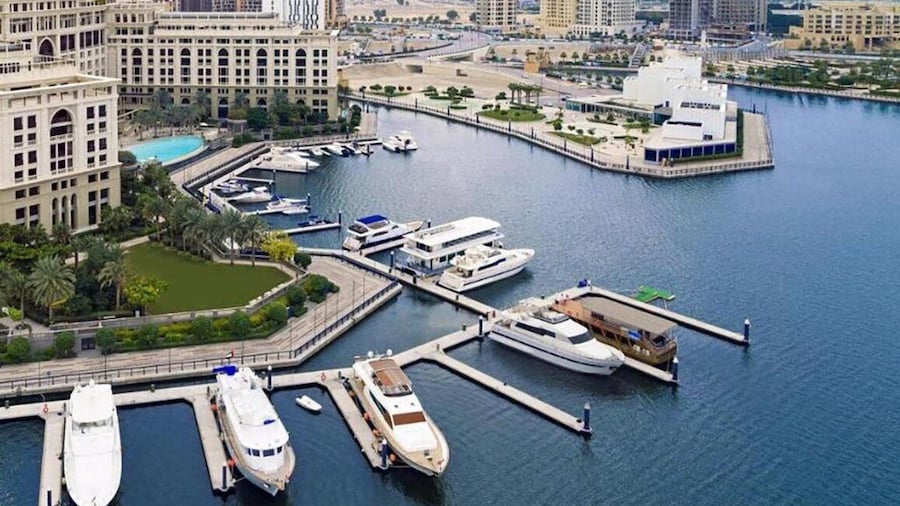 Kingsgate Canal Hotel