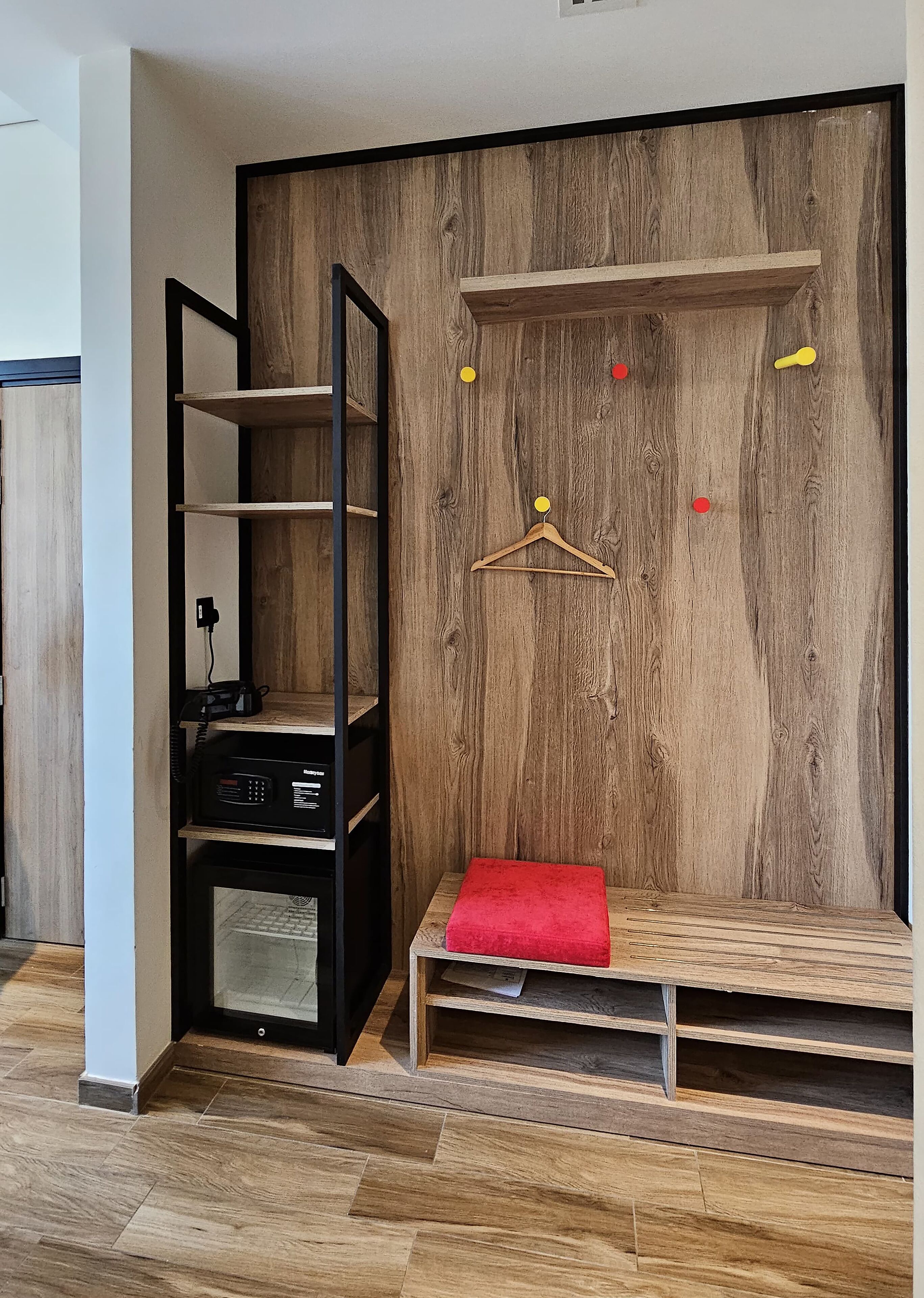 Foto - Kingsgate Canal Hotel by Millennium