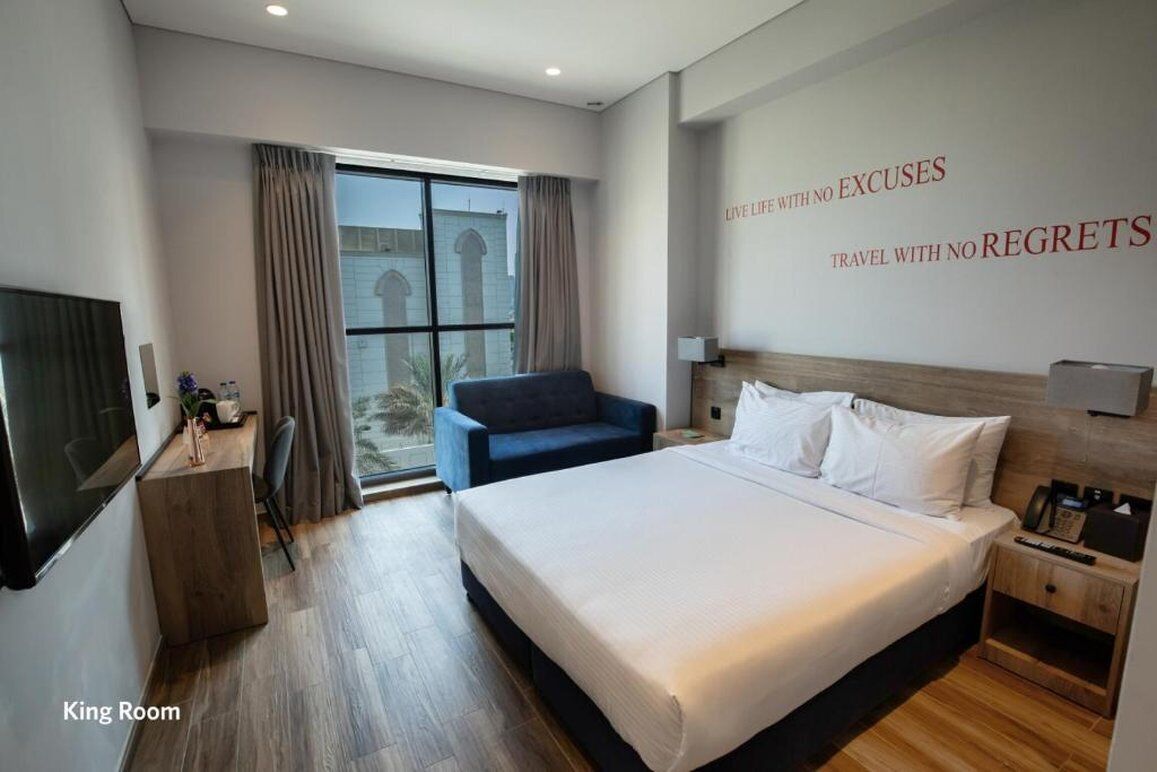 Photo - Kingsgate Canal Hotel by Millennium