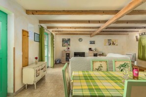 Maison | 2 chambres, fer et planche à repasser, Wi-Fi gratuit, draps fournis