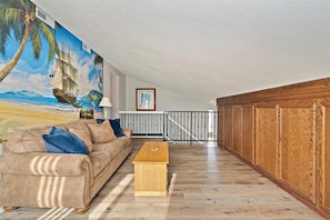 Smart-TV, Tischtennisplatte