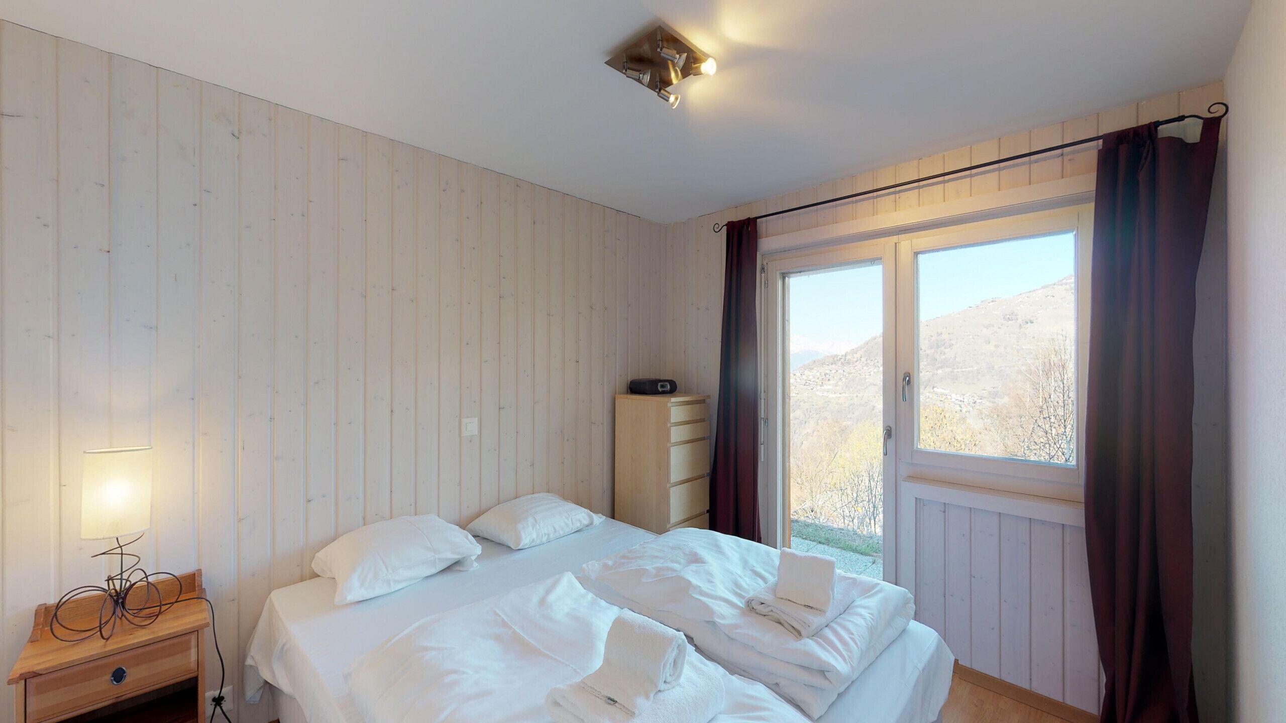 3 bedrooms, free WiFi, bed sheets