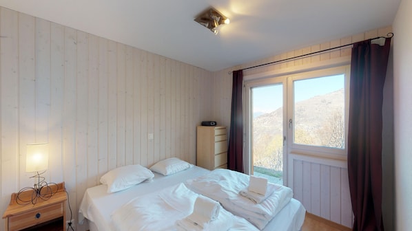 3 dormitorios, wifi gratis, ropa de cama